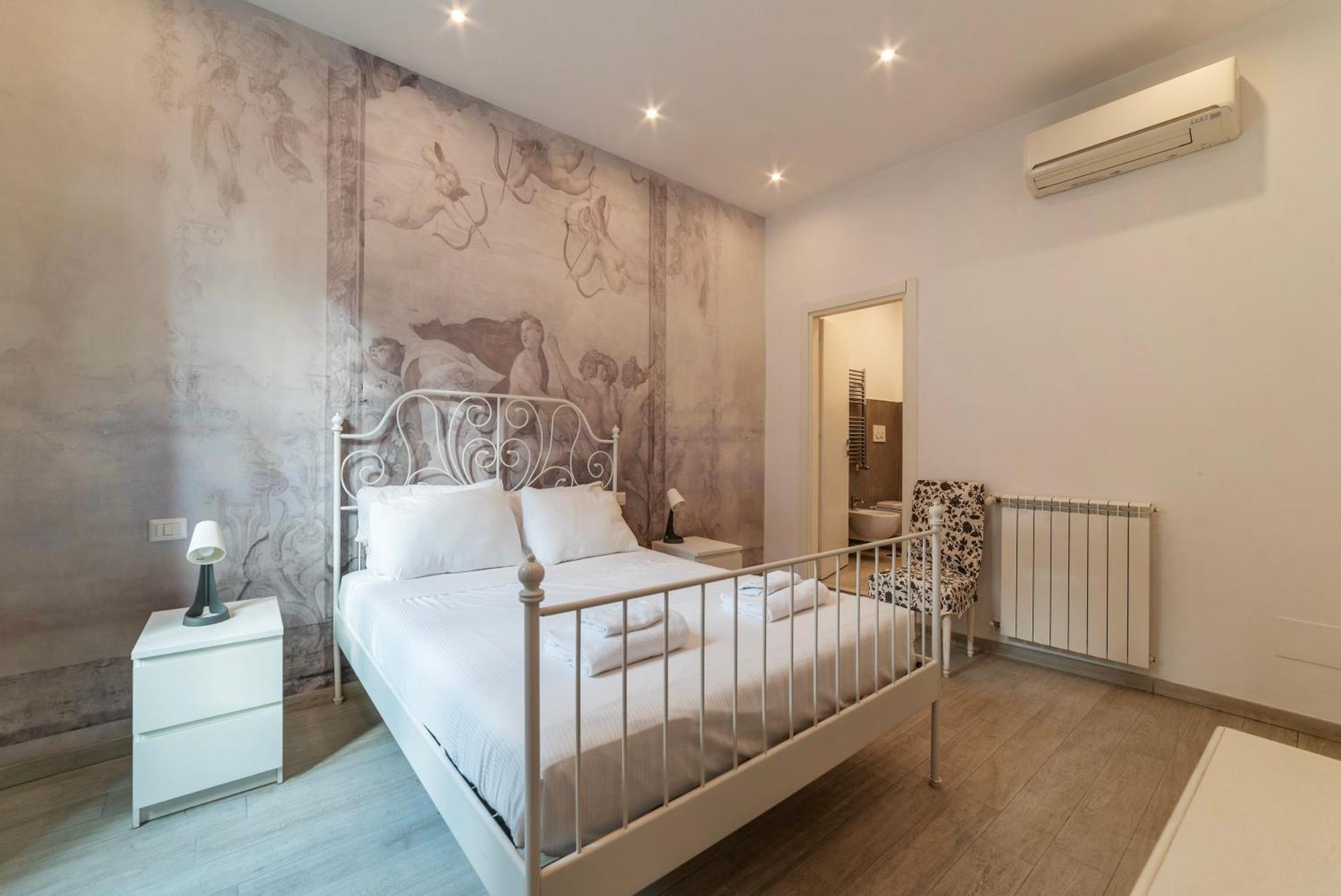 Major 93 Guest house *